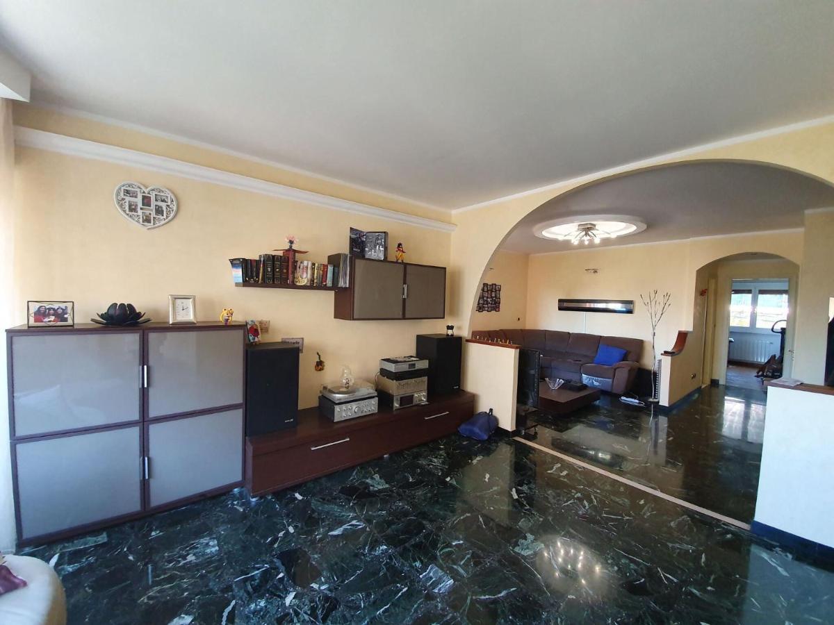 Appartement Appealing In With Sauna Genua