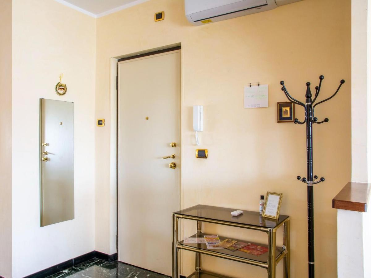 Appealing In With Sauna Apartment Genoa